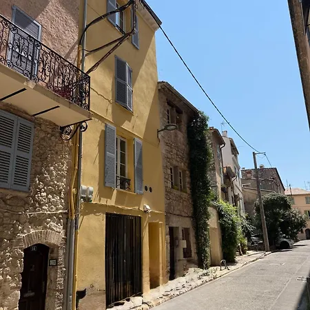 Cosy Refait A Neuf - Vieil Antibes, Quartier Du Safranier